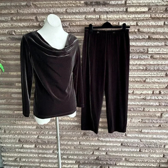 Chico's Brown Velvet Draped Neckline Pull On Pants Outfit New - Picture 1 of 8